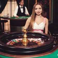 Tampilan game slot SJU777 layar mobile responsif fitur bonus dan free spins